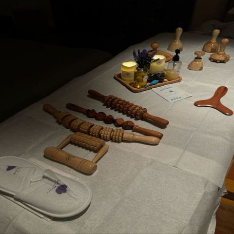 Illustration of Danielle massage spa, massage spa in Yuba City, CA
